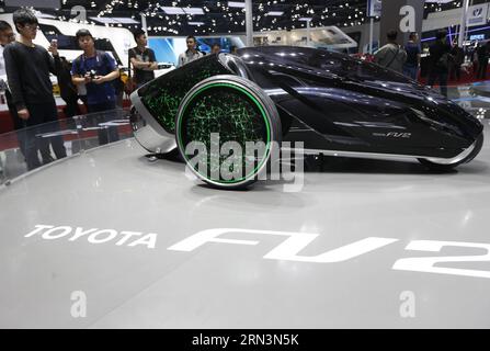 (150422) -- SHANGHAI, 22. April 2015 -- Ein Toyota Concept Car wird auf der Shanghai International Automobile Industry Exhibition 2015 in Shanghai, China, am 22. April 2015 ausgestellt. Insgesamt wurden 1.343 komplette Fahrzeuge ausgestellt, darunter 103 inländische und internationale Fahrzeuge mit neuer Energie sowie 47 Konzeptfahrzeuge. ) (zhs) CHINA-SHANGHAI-AUTO SHOW (CN) PeixXin PUBLICATIONxNOTxINxCHN Shanghai 22. April 2015 ein Toyota Concept Car WIRD AUF DER Shanghai International Automobiles Industry Exhibition 2015 in Shanghai China am 22. April 2015 ausgestellt insgesamt wurden 1 343 komplette FAHRZEUGE, davon 103 inländische FAHRZEUGE Stockfoto