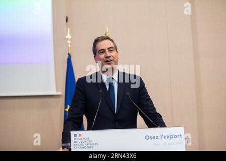 Olivier Becht, Minister Delegierter beim Minister für Europa und auswärtige Angelegenheiten, zuständig für Außenhandel, Attraktivität und die französischen Auslandsmärkte, bei der Einleitung des Plans "Dare to Export". Paris, 31. August 2023. Fotos von Jeremy Paoloni/ABACAPRESS.COM Stockfoto