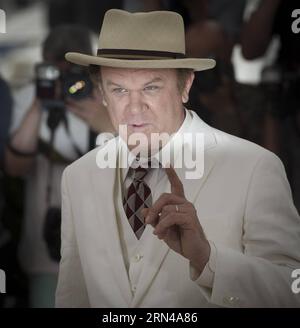 (150514) -- CANNES, 14. Mai 2015 -- US-Schauspieler John C. Reilly posiert während eines Fotocalls für den Film Tale of Tales beim 68. Cannes Film Festival in Cannes, Südfrankreich, 14. Mai 2015. Chen Xiaowei) (lrz) FRANCE-CANNES-FILM-FESTIVAL chenxiaowei PUBLICATIONxNOTxINxCHN 150514 Cannes 14. Mai 2015 US-Schauspieler John C Reilly posiert während eines Fotoaufrufs für das Film Tale of Valley AUF dem 68. Cannes Film Festival in Cannes Südfrankreich 14. Mai 2015 Chen Xiaowei lrz France Cannes Film Festival chenxiaowei PUBLICINxTCHN Stockfoto