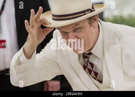 (150514) -- CANNES, 14. Mai 2015 -- US-Schauspieler John C. Reilly posiert während eines Fotocalls für den Film Tale of Tales beim 68. Cannes Film Festival in Cannes, Südfrankreich, 14. Mai 2015. Chen Xiaowei) (lrz) FRANCE-CANNES-FILM-FESTIVAL chenxiaowei PUBLICATIONxNOTxINxCHN 150514 Cannes 14. Mai 2015 US-Schauspieler John C Reilly posiert während eines Fotoaufrufs für das Film Tale of Valley AUF dem 68. Cannes Film Festival in Cannes Südfrankreich 14. Mai 2015 Chen Xiaowei lrz France Cannes Film Festival chenxiaowei PUBLICINxTCHN Stockfoto