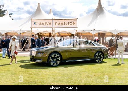 2024 Rolls Royce Spectre vollelektrische Limousine beim 2023 Salon Prive Concours im Blenheim Palace Woodstock Oxfordshire UK Stockfoto