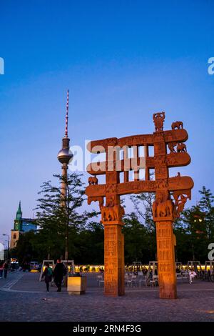 Nachbildung des Sanchi-Tores im Humboldt-Forum, Berlin Stockfoto