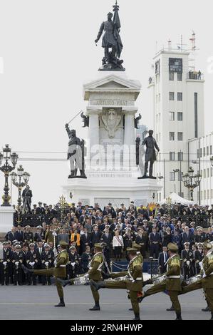 (150521) -- VALPARAISO, 21. Mai 2015 -- Bild der Soldaten, die an der Zeremonie zum 136. Jahrestag der Schlacht von Iquique in der Stadt Valparaiso, Chile, am 21. Mai 2015 teilnahmen. Sebastian Rodriguez/) (vf) CHILE-VALPARAISO-POLITICS-BACHELET Chile sxPresidency PUBLICATIONxNOTxINxCHN 150521 Valparaiso 21. Mai 2015 Bild von Shows Soldaten, die an der Zeremonie zum 136. Jahrestag der Schlacht von Iquique in der Stadt Valparaiso Chile AM 21. Mai 2015 teilnehmen Sebastian Rodriguez VF Chile Valparaiso POLITICS PUET BachelsxChile Stockfoto