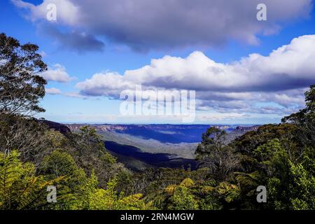 Sydney, Australien. August 2023. Sydney, Australien, 18. August 2023: Allgemeiner Blick auf die Blue Mountains im Blue-Mountains-Nationalpark in Sydney, New South Wales, Australien. (Daniela Porcelli/SPP) Credit: SPP Sport Press Photo. Alamy Live News Stockfoto
