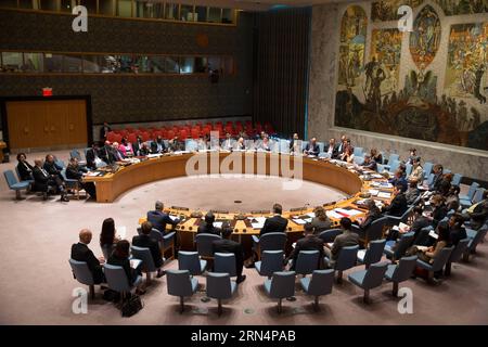 (150527) -- NEW YORK, 26. Mai 2015 -- das Foto vom 26. Mai 2015 zeigt die Tagung des Sicherheitsrats der Vereinten Nationen über die Übergangsverwaltungsmission der Vereinten Nationen im Kosovo (UNMIK) im Hauptquartier der Vereinten Nationen in New York (USA). Ein chinesischer Gesandter beim UN-Dienstag forderte einen pragmatischen und konstruktiven Dialog, um eine dauerhafte Lösung für die Kosovo-Frage zu finden. Liu Jieyi, der ständige Vertreter Chinas bei den Vereinten Nationen, sagte auf einer Sitzung des UN-Sicherheitsrates, dass die Sicherheitslage im Kosovo im Allgemeinen mit den Bemühungen der betroffenen Parteien stabil geblieben sei. ) USA-NEW YORK-UN-SC-KOSOVO LIXM Stockfoto