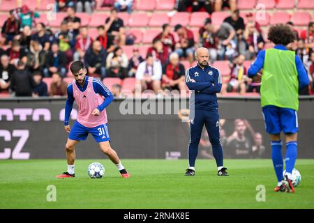 Prag, Tschechische Republik. August 2023 31. Marko Bulat von Dinamo Zagreb erwärmt sich vor dem Spiel der UEFA Europa League Play Off Round Second Leg zwischen Sparta Praha und Dinamo Zagreb im Letna-Stadion am 31. August 2023 in Prag, Tschechische Republik. Foto: Marko Lukunic/PIXSELL Credit: Pixsell/Alamy Live News Stockfoto