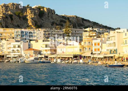 Griechenland, Dodekanese, Karpathos, Hafenstadt Pigadia Stockfoto