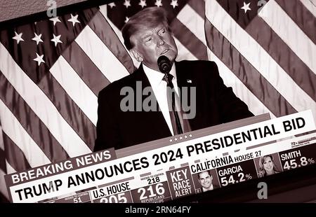 Ein CNN-Fernsehscreenshot, digital eingefärbt, zeigt den ehemaligen US-Präsidenten Donald Trump, der seine Kandidatur für eine zweite Amtszeit als US-Präsident ankündigt. Stockfoto