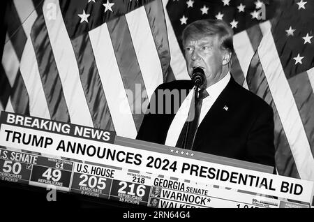 Ein CNN-Fernsehscreenshot, digital eingefärbt, zeigt den ehemaligen US-Präsidenten Donald Trump, der seine Kandidatur für eine zweite Amtszeit als US-Präsident ankündigt. Stockfoto
