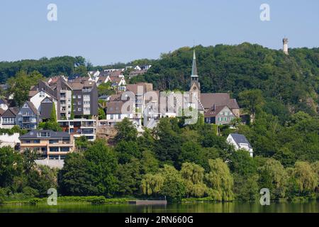 Stadtblick mit Harkortturm und Harkortsee, Wetter (Ruhr), Ruhrgebiet, Nordrhein-Westfalen, Deutschland Stockfoto