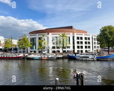 Amsterdam, Niederlande. August 26, 2023. Die Amstel in Amsterdam. Hochwertige Fotos Stockfoto