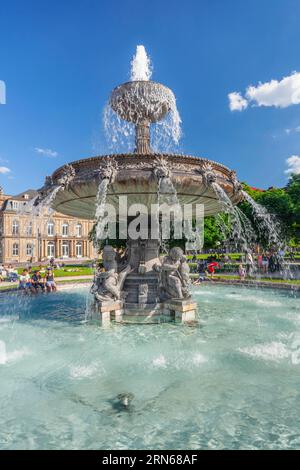 Neues Schloss mit Brunnen am Schlossplatz, Stuttgart, Baden-Württemberg, Deutschland, Stuttgart, Baden-Württemberg, Deutschland Stockfoto