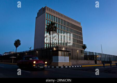 (150720) -- HAVANNA, 20. Juli 2015 -- Bild vom 20. Juli 2015 zeigt das Hauptgebäude der US-Botschaft in Havanna, Kuba. Kuba und die Vereinigten Staaten haben ihre jeweiligen Botschaften am Montag im Rahmen ihrer jüngsten Vereinbarung über die Wiederherstellung diplomatischer Beziehungen wieder eröffnet. ) KUBA-HAVANNA-US-DIPLOMATISCHE BEZIEHUNGEN-BOTSCHAFT LiuxBin PUBLICATIONxNOTxINxCHN 150720 Havanna 20. Juli 2015 Bild aufgenommen AM 20. Juli 2015 zeigt das Hauptgebäude der US-Botschaft in Havanna Kuba und die Vereinigten Staaten haben ihre jeweiligen Botschaften AM Montag im Rahmen ihres jüngsten Abkommens zur Wiederherstellung diplomatischer Beziehungen wieder eröffnet Stockfoto