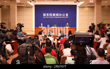 (150821) -- PEKING, 21. August 2015 -- Eine Pressekonferenz über Chinas Militärparade, die für den 3. September in Peking angesetzt ist, um den 70. Jahrestag des Sieges Chinas im Krieg gegen die japanische Aggression zu feiern, findet in Peking, der Hauptstadt Chinas, am 21. August 2015 statt. Etwa 84 Prozent der Rüstungsgüter, die bei der Militärparade am 3. September ausgestellt werden sollen, wurden nie von der Öffentlichkeit gesehen, sagte ein hochrangiger Offizier am Freitag. )(mcg) CHINA-PEKING-V-DAY PARADE-PRESSEKONFERENZ (CN) WangxHaobo PUBLICATIONxNOTxINxCHN 150821 Peking 21. August 2015 eine Pressekonferenz ZUR China S Military Parade ist für den 3. September in bei geplant Stockfoto