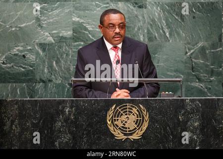 (150928) -- NEW YORK, 28. September 2015 -- äthiopischer Premierminister Hailemariam Dessalegn spricht auf der 70. Tagung der Generalversammlung der Vereinten Nationen am 28. September 2015 im Hauptquartier der Vereinten Nationen in New York, USA. Die Generaldebatte der 70. Tagung der Generalversammlung der Vereinten Nationen begann am Montag im Generalversammlungssaal des UN-Hauptquartiers in New York. ) UN-NEW YORK-GENERALDEBATTE LixMuzi PUBLICATIONxNOTxINxCHN New YORK September 28 2015 Äthiopische Premierminister Hailemariam Dessalegn spricht AUF der 70. Tagung der Generalversammlung der Vereinten Nationen Stockfoto