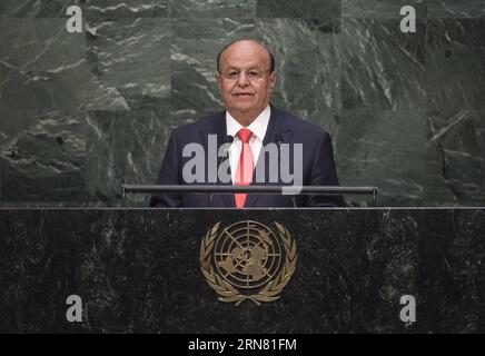 Der jemenitische Präsident Abd-Rabbu Mansour Hadi spricht am 29. September 2015 auf der 70. Tagung der Generalversammlung der Vereinten Nationen im Hauptquartier der Vereinten Nationen in New York. () ALLGEMEINE AUSSPRACHE zwischen den Vereinten Nationen und NEW YORK Xinhua/UNxPhoto/CiaxPak PUBLICATIONxNOTxINxCHN der jemenitische Präsident Abd Rabbu Mansour Hadi spricht auf der 70. Tagung der Generalversammlung der Vereinten Nationen AM 29 2015. September IM Hauptsitz der Vereinten Nationen in New York über die allgemeine Aussprache der Vereinten Nationen XINHUA PUBLICATIONxNOTxINxCHN Stockfoto