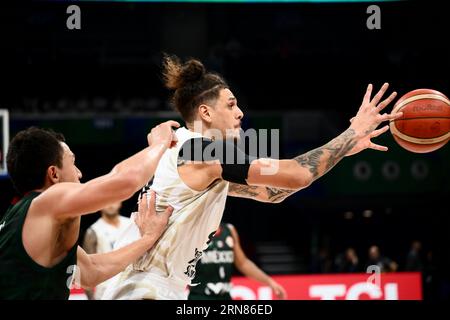 Asia Arena, Manila, Philippinen. August 2023 31. Isaac Fotu (NZL), 31. AUGUST 2023 - Basketball - FIBA World Cup 2023 - Klassifikationsrunde 17-32 Gruppe N zwischen Neuseeland 100-108 Mexiko in der Mall of Asia Arena, Manila, Philippinen. Quelle: SportsPressJP/AFLO/Alamy Live News Stockfoto