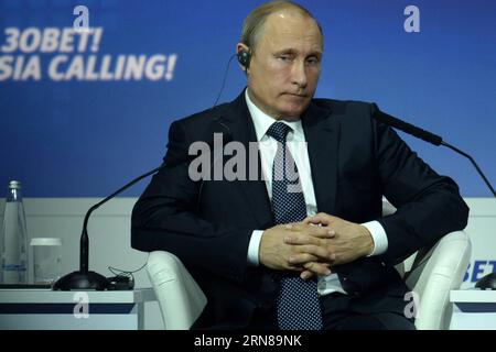 (151014) -- MOSKAU, - der russische Präsident Wladimir Putin nimmt am 13. Oktober 2015 an der russischen Investitionskonferenz in Moskau Teil. Der russische Präsident Wladimir Putin sagte am Dienstag, dass Moskau versucht, die bilaterale Zusammenarbeit mit Washington bei der Lösung der Krise im vom Krieg zerrütteten Syrien zu erhöhen. ) RUSSLAND-POLITIK-WIRTSCHAFT-PUTIN PawelxBednjakow PUBLICATIONxNOTxINxCHN 151014 Moskau der russische Präsident Wladimir Putin nimmt an der Russland-Investitionskonferenz in Moskau Teil Russland OCT 13 2015 der russische Präsident Wladimir Putin sagte am Dienstag, dass Thatcher Moskau versucht, den Lew zu heben Stockfoto