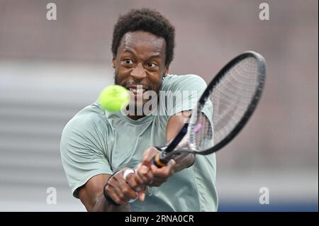 New York, USA. August 2023 31. Gael Monfils aus Frankreich spielt gegen Andrey Rublev aus Russland in der zweiten Runde der Men's Single während des US Open Tennis Turniers 2023 im USTA Billie Jean King National Tennis Center, Flushing Corona Park, New York, NY, August 31, 2023. Keys besiegte Wickmayer in geraden Sätzen. (Foto: Anthony Behar/SIPA USA)Yanina Credit: SIPA USA/Alamy Live News Stockfoto