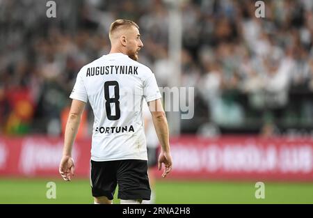 Warschau, Polen. August 2023 31. Rafal Augustyniak während des Spiels zwischen Legia Warszawa und dem FC Midtjylland, Donnerstag, den 31. August 2023 in Warschau, der Rückrunde des Play-offs für den UEFA Europa Conference League Wettbewerb. (Foto: Norbert Barczyk/PressFocus/SIPA USA) Credit: SIPA USA/Alamy Live News Stockfoto