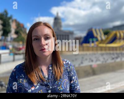 Felicity Benyon, eine verletzte Mutter, die vom Nottingham University Hospitals NHS Trust (NUHT) als Opfer von Fahrlässigkeit in Nottingham gesprochen wurde. Bilddatum: Mittwoch, 30. August 2023. Stockfoto