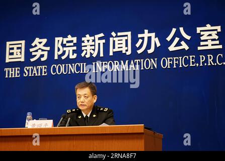 (160113) -- PEKING, 13. Januar 2016 -- Huang Songping, Sprecher der Allgemeinen Zollverwaltung (GAC), spricht auf einer Pressekonferenz in Peking, Hauptstadt Chinas, 13. Januar 2016. Chinas Gesamtwert für Export und Import im Jahr 2015 sank jährlich um 7 Prozent auf 24,59 Billionen Yuan, laut Daten, die am Mittwoch von GAC veröffentlicht wurden. ) (wf) CHINA-BEIJING-GAC-PRESS CONFERENCE (CN) ChenxJianli PUBLICATIONxNOTxINxCHN 160113 Peking 13. Januar 2016 Huang Songping Sprecher der Allgemeinen Zollverwaltung GAC spricht AUF einer Pressekonferenz in Peking Hauptstadt von China 13. Januar 2016 China S tot Stockfoto