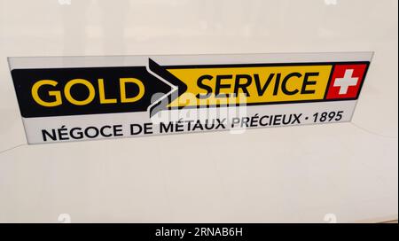 Bordeaux, Frankreich - 08 22 2023 : Gold Service Logo Marke und Zeichen Text vor dem Geschäft kaufen Gold französisch Shop Gold zu Bargeld Stockfoto