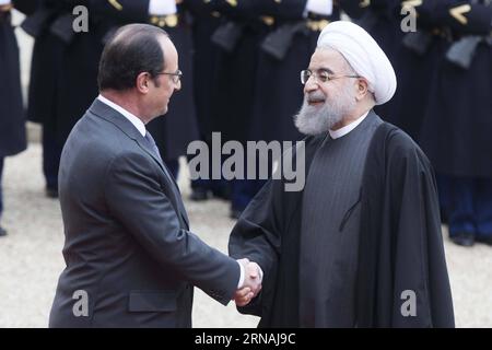 Hollande empfängt Rohani in Paris (160128) -- PARIS, 28. Januar 2016 -- der französische Präsident Francois Hollande (L) begrüßt den iranischen Präsidenten Hassan Rohani im Elysee-Palast in Paris, Frankreich, am 28. Januar 2016. ) FRANKREICH-IRAN-DIPLOMATIE TheoxDuval PUBLICATIONxNOTxINxCHN Hollande empfängt Rohani in Paris 160128 Paris Januar 28 2016 französischer Präsident Francois Hollande l begrüßt iranischen Präsidenten Hassan Rohani IM Elysee-Palast in Paris Frankreich Januar 28 2016 Frankreich Iran-Diplomatie TheoxDuval PUBLICATIONxNOTxINxCHN Stockfoto