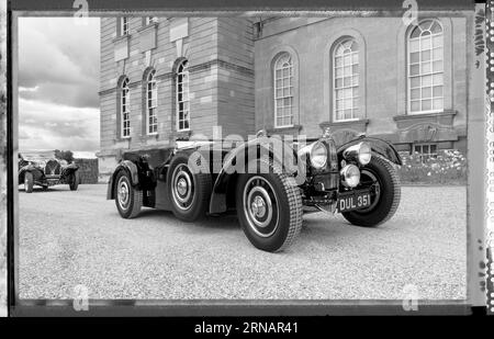 BEST of Show 1937 Bugatti Type 57S beim 2023 Salon Prive Concours im Blenheim Palace Woodstock Oxfordshire UK Stockfoto