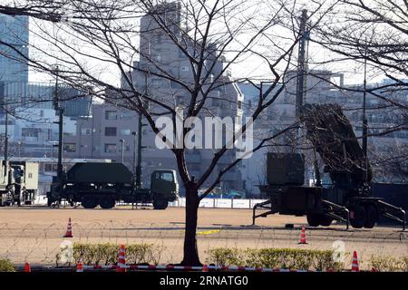 Am 7. Februar 2016 werden die Abfangraketen der japanischen Selbstverteidigungskräfte (SDF) Patriot Advanced Capability-3 (PAC-3) in Tokio, Japan, eingesetzt. Die japanische SDF unternahm keine Zerstörungsaktion gegen eine Rakete, die von der Demokratischen Volksrepublik Korea (DVRK) am frühen Sonntag in Richtung der südlichsten Präfektur Japans, Okinawa, gestartet wurde. Die japanische Regierung befahl der SDF, die von der DVRK angestoßenen Raketen zu unterbrechen, wenn sie die Sicherheit Japans bedrohen. Raketenabwehrraketen wurden in Okinawa eingesetzt. JAPAN-TOKIO-DVRK ROCEKT LAUNCH-VORSORGE MAXPING PUBLICATIONXNOTXINXCHN Stockfoto