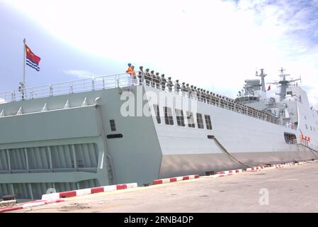 (230901) -- SATTAHIP, 1. September 2023 (Xinhua) -- Teilnehmer der chinesischen Volksbefreiungsarmee-Marine kommen am gemeinsamen Marinetraining-Standort in Thailand, 31. August 2023 an. Ein chinesischer Verteidigungssprecher sagte am Donnerstag, China und Thailand würden Anfang September ein gemeinsames Marinetraining „Blue Strike-2023“ im Golf von Thailand und im Sattahip durchführen.Wu Qian, Sprecher des Ministeriums für nationale Verteidigung, merkte an, dass das Training die Scharfschützentaktik, das Überleben des Dschungels, die Seesuche und -Rettung, und Hubschrauberlandung über Deck. Ziel der Ausbildung ist es, das Ausbildungsniveau und die Koordinationsfähigkeit zu verbessern Stockfoto