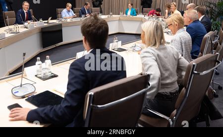 Brüssel, Belgien. September 2023. Premierminister Alexander de Croo auf einer ministerratstagung der Bundesregierung am Freitag, den 1. September 2023 in Brüssel. BELGA PHOTO BENOIT DOPPAGNE Credit: Belga News Agency/Alamy Live News Stockfoto