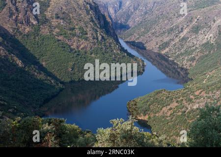 Aldeadavila Damm, Rupitin Lookout, Las Arribes del Duero, Salamanca, Castilla y Leon, Spanien Stockfoto