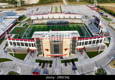 Melissa, TX, USA. August 2023 31. Blick auf das Kenny Deel High School Football Stadium, das Highschool-Fußballprogramm der Division II Nummer eins, das am Freitag, den 1. September, ihr erstes Spiel in ihrem neuen 35 Millionen Dollar teuren Stadion mit 10.000 Sitzplätzen, Luxusboxen und einer neuen Anzeigetafel spielen sollte. 31. August 2023 in Melissa, Texas. Quelle: Mpi34/Media Punch/Alamy Live News Stockfoto