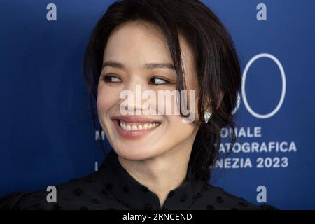 Shu Qi nimmt am 80. Internationalen Filmfestival von Venedig am 30. August 2023 in Venedig Teil. ©Foto: Cinzia Camela. Stockfoto