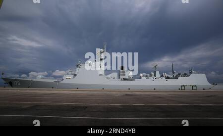 Bilder des Tages Marine-Übung vor Brunei (160503) -- BANDAR SERI BEGAWAN, 3. Mai 2016 -- Foto aufgenommen am 3. Mai 2016 zeigt Chinas Lanzhou-Raketenzerstörer, der an der Übung in Brunei teilnehmen wird. Das ASEAN-Treffen der Verteidigungsminister (Association of Southeast Asian Nations) und die Übung zur maritimen Sicherheit und Terrorismusbekämpfung (ADMM Plus MS & CT) wurden am Dienstag offiziell mit einer Eröffnungszeremonie im Multi National Coordination Centre (MNCC) in Bandar Seri Begawan, Bruneis Hauptstadt, eröffnet. Die Seestreitkräfte der 10 ASEAN-Länder nehmen an den Übungen Teil, zusammen mit diesen Stockfoto