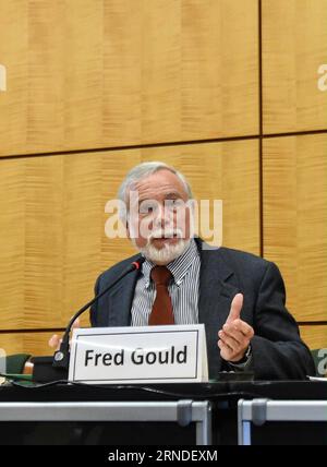 (160518) -- WASHINGTON, 17. Mai 2016 -- Fred Gould, Vorsitzender des Studienausschusses für gentechnisch veränderte Pflanzen (GE), spricht auf einer Pressekonferenz in Washington, USA, am 17. Mai 2016. Gentechnisch veränderte Pflanzen (GE) sind sicher zu essen und schädigen nicht die Umwelt, so ein wichtiger Bericht, der am Dienstag von einem einflussreichen US-Expertengremium veröffentlicht wurde. Der Bericht wies jedoch darauf hin, dass die Technologie nicht, wie viele Befürworter behaupteten, zu höheren Erträgen führt. ) (Zhf) USA-WASHINGTON-GENETISCH VERÄNDERTE KULTURPFLANZEN-BRIEFING BaoxDandan PUBLICATIONxNOTxINxCHN 160518 Washington Ma Stockfoto