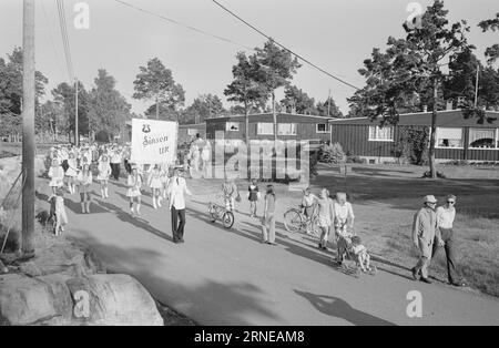 Aktuell 26 - 6 - 1974: Aber die Konvoi-Stadt blüht.es fehlte nicht an düsteren Vorhersagen, aber Convoibyen steht heute als blühendes Denkmal für Leif Heimstads Idee einer separaten Lebensumgebung für Kriegssegler. Foto: Ivar Aaserud / aktuell / NTB ***FOTO NICHT VERARBEITET*** dieser Text wurde automatisch übersetzt! Stockfoto