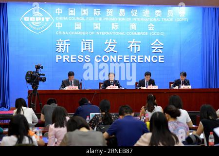 (160616) -- PEKING, 16. Juni 2016 -- Eine Pressekonferenz über den Business 20 (B20) Gipfel findet in Peking, der Hauptstadt Chinas, am 16. Juni 2016 statt. Auf dem B20-Gipfel werden am 3. Und 4. September fast 1.000 Wirtschaftsführer in der ostchinesischen Stadt Hangzhou zusammenkommen, sagte Yin Zonghua, stellvertretender Vorsitzender des B20-2016-Gastkomitees und Vizepräsident des China Council for the Promotion of International Trade. Auf der Tagesordnung des Gipfels stehen sechs Themen: Finanzierung von Wachstum, Handel und Investitionen, Infrastruktur, Entwicklung kleiner und mittlerer Unternehmen (KMU), Beschäftigung und Korruptionsbekämpfung. )(mcg) CHINA-BEI Stockfoto