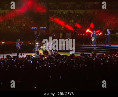 August 27, 2023, Inglewood, Kalifornien, USA: Kirk Hammett, Lars Ulrich, Robert Trujillo und James Hetfield von der Rockband Metallica treten live auf der Metallica - M72 World Tour im SoFi Stadium auf. (Bild: © K.C. Alfred/ZUMA Press Wire) NUR REDAKTIONELLE VERWENDUNG! Nicht für kommerzielle ZWECKE! Stockfoto