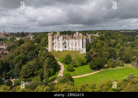 Luftaufnahme von Arundel Castle, Arundel, West Sussex, Großbritannien. Stockfoto