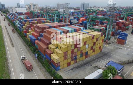 (160926) -- SHANGHAI, 26. September 2016 -- dieses Luftbild vom 21. September 2016 zeigt die China (Shanghai) Pilot Free Trade Zone in Shanghai, Ostchina. Am 29. September jährt sich zum 3. Mal die Gründung der China (Shanghai) Pilot Free Trade Zone. ) (Zwx) CHINA-SHANGHAI-PILOT FREIHANDELSZONE JAHRESTAG (CN) DingxTing PUBLICATIONxNOTxINxCHN Shanghai September 26 2016 dieses Luftbild VOM 21. September 2016 zeigt die China Shanghai Pilot Freihandelszone in Shanghai Ostchina September 29 wird das 3. Gründungsjubiläum der China Shanghai Pilot Freihandelszone zwx China Shanghai feiern Pilotfrei Stockfoto