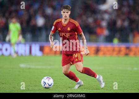 Rom, Italien. September 2023. Nicola Zalewski von AS Roma während des Serie A Tim-Spiels zwischen AS Roma und AC Mailand im Stadio Olimpico am 1. September 2023 in Rom, Italien. Quelle: Giuseppe Maffia/Alamy Live News Stockfoto