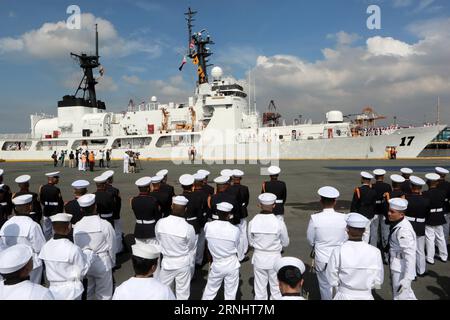 (161209) -- MANILA, 9. Dezember 2016 -- Mitglieder der philippinischen Marine schauen sich das neu erworbene BRP Andres Bonifacio (FF17) Dock am Pier 13 des Hauptquartiers der philippinischen Küstenwache in Manila, Philippinen, 9. Dezember 2016 an. Der BRP Andres Bonifacio ist der ehemalige Weather High Endurance Cutter (WHEC) Boutwell und wurde von der United States Coast Guard übernommen. (Zxj) PHILIPPINE-MANILA-NEU ERWORBENES MARINESCHIFF RouellexUmali PUBLICATIONxNOTxINxCHN Manila DEC 9 2016 Mitglieder der PHILIPPINISCHEN Marine Schauen Sie SICH das neu erworbene BRP Andres Bonifacio Dock AM Hauptquartier DER PHILIPPINISCHEN Küstenwache Pier 1 AN Stockfoto