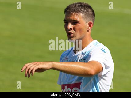 Uschhorod, Ukraine - 27. August 2023: Porträt des Spielers Andrii Buleza von Minaj, gesehen während des Spiels der ukrainischen Premier League VBET gegen Zorya Luhansk in der Minaj Arena in Uschhorod, Ukraine Stockfoto