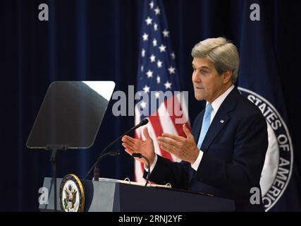 (161228) -- WASHINGTON, 28. Dezember 2016 -- US-Außenminister John Kerry hält am 28. Dezember 2016 eine Rede zum Frieden im Nahen Osten im US-Außenministerium in Washington D.C., USA. US-Außenminister John Kerry sagte am Mittwoch, dass nur eine Zweistaatenlösung einen gerechten und dauerhaften Frieden zwischen Israelis und Palästinensern erreichen kann. US-WASHINGTON D.C.-JOHN KERRY-ISRAELISCH-PALÄSTINENSISCHER FRIEDEN-ZWEI-STAATEN-LÖSUNG-NUR-WEG YinxBogu PUBLICATIONxNOTxINxCHN Washington DEC 28 2016 US-Außenminister John Kerry hält Bemerkungen ZUM Frieden im Nahen Osten im US-Außenministerium in was Stockfoto