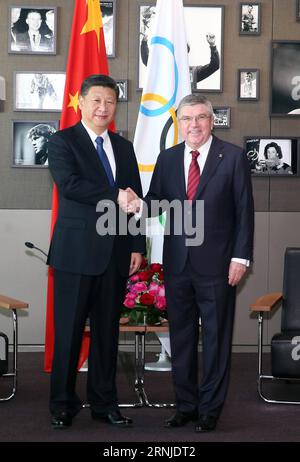 (170118) -- LAUSANNE, 18. Januar 2017 -- der chinesische Präsident Xi Jinping (L) trifft sich mit dem Präsidenten des Internationalen Olympischen Komitees (IOC) Thomas Bach im Internationalen Olympischen Museum in Lausanne, Schweiz, 18. Januar 2017. ) (wyo) SCHWEIZ-LAUSANNE-XI JINPING-BACH-TREFFEN YaoxDawei PUBLICATIONxNOTxINxCHN Lausanne 18. Januar 2017 der chinesische Präsident Xi Jinping l trifft sich mit dem Präsidenten des Internationalen Olympischen Komitees IOC Thomas Bach IM Internationalen Olympischen Museum in Lausanne Schweiz 18. Januar 2017 wyo Schweiz Lausanne Xi Daping Bach Treffen Yaoxwei PUBLATIONxNOTxCHINxCHN Stockfoto