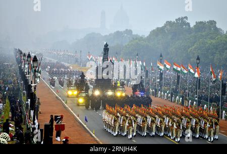 (170126) -- NEU DELHI, 26. Januar 2017 -- Kontingent der Elite National Security Guard (NSG), die die VIPs des Landes bewacht und Hochsicherheitsoperationen durchführt, märz während der 68. Parade zum Tag der Republik in Neu Delhi, Indien, 26. Januar 2017. Indien zeigte am Donnerstag seine Militärmacht bei einer Parade im Herzen der Landeshauptstadt, als es seinen 68. Tag der Republik feierte. ) (zy) INDIEN-NEU-DELHI-REPUBLIK TAGESPARADE ParthaxSarkar PUBLICATIONxNOTxINxCHN Neu-Delhi Jan 26 2017 Kontingent Gent der Elite National Security Guard NSG, die die VIPs des Landes bewacht und Hochsicherheitsoperationen durchführt Stockfoto