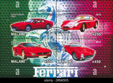 MALAWI - CA. 2012: Stempel von Malawi, zeigt Ferrari, ca. 2012 Stockfoto