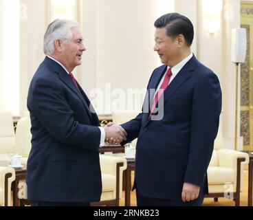 (170319) -- PEKING, 19. März 2017 -- der chinesische Präsident Xi Jinping (R) trifft sich mit US-Außenminister Rex Tillerson in der Großen Halle des Volkes in Peking, Hauptstadt Chinas, 19. März 2017. ) (Zwx) CHINA-U.S.-MEETING (CN) YaoxDawei PUBLICATIONxNOTxINxCHN Peking 19. März 2017 der chinesische Präsident Xi Jinping r trifft sich mit US-Außenminister Rex Tillerson in der Großen Halle der Prominenten in Peking Hauptstadt Chinas 19. März 2017 zwx China U S Meeting CN YaoxDawei PUBLICATIONxNOTxINxCHN Stockfoto